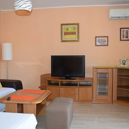 Milica Apartamento